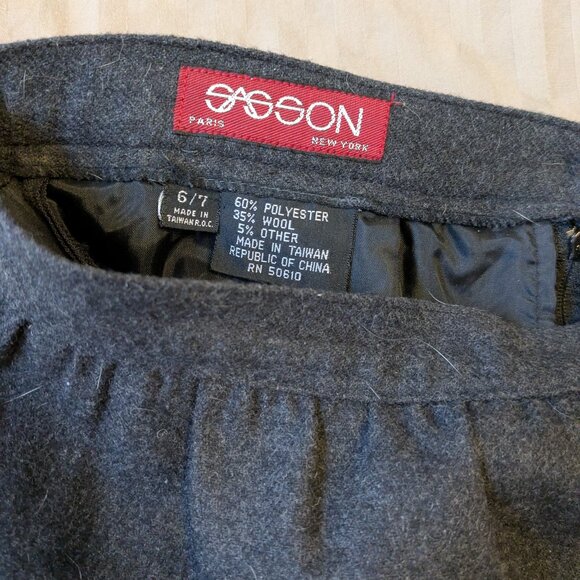 90s Vintage Sasson Designer Gray Wool Blend Jacket Skirt - Suit - Two Pieces - Picture 10 of 16